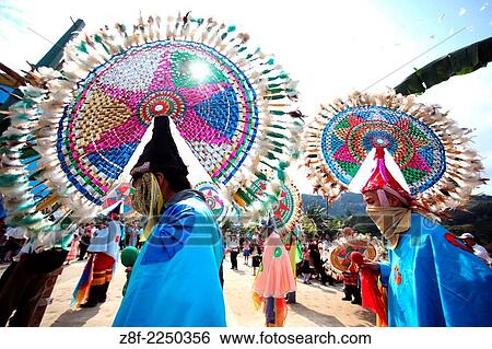 Celebration the arrival of the three wise men acording to the catolic religion in th Village of Los Reyes Mecatlan in Veracruz, Mexico. View Large Photo Image Stock Photograph - Celebration the arrival of the three wise men acording to the catolic religion in th Village of Los Reyes Mecatlan in Veracruz, Mexico.. Fotosearch