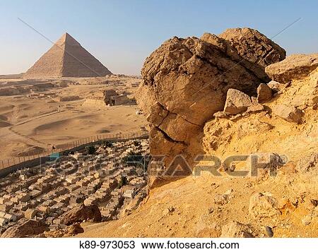 Cementerio MusulmBn, PirBmides Giza, El Cairo, Egipto View Large Photo Image Stock Image - Cementerio MusulmBn, PirBmides Giza, El Cairo, Egipto. Fotosearch