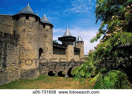 Stock Photo - Ch? teau Comtal (12th century), Carcassonne medieval fortified town. Aude, Languedoc-Roussillon, France. Fotosearch