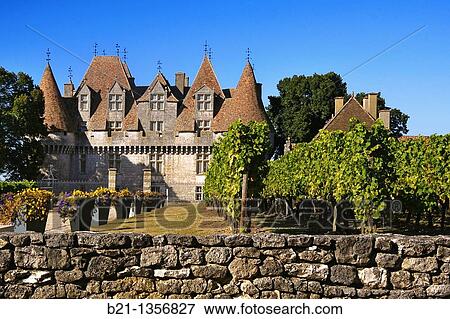 Ch? teau de Monbazillac estate where the famed Monbazillac wine is produced, Dordogne, Aquitaine, France View Large Photo Image Stock Photo - Ch? teau de Monbazillac estate where the famed Monbazillac wine is produced, Dordogne, Aquitaine, France. Fotosearch