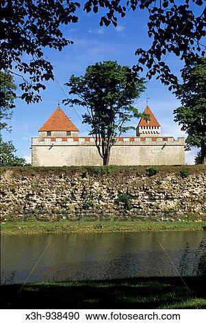 chateau episcopal de Kuressaare sur l? ile de Saaremaa, region de Saare, Estonie, pays balte, europe du nord View Large Photo Image Stock Image - chateau episcopal de Kuressaare sur l? ile de Saaremaa, region de Saare, Estonie, pays balte, europe du nord. Fotosearch