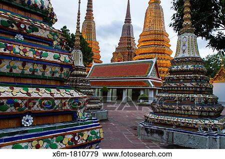 Chedi Wat Pho temple Bangkok, Thailand View Large Photo Image Stock Photo - Chedi Wat Pho temple Bangkok, Thailand. Fotosearch