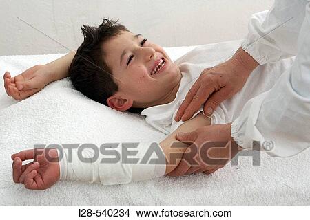 Picture - Children. Fotosearch