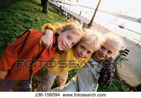Picture - Children. Fotosearch