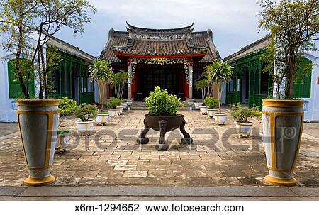 Chua Ba chinese meeting room Hoi An, Vietnam, Asia View Large Photo Image Stock Image - Chua Ba chinese meeting room Hoi An, Vietnam, Asia. Fotosearch