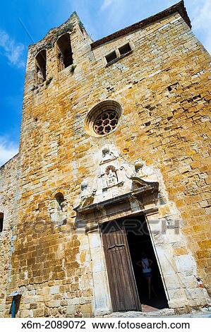 Stock Image - Church of San Pere. Pals. Costa Brava, Gerona. Catalonia, Spain, Europe.. Fotosearch