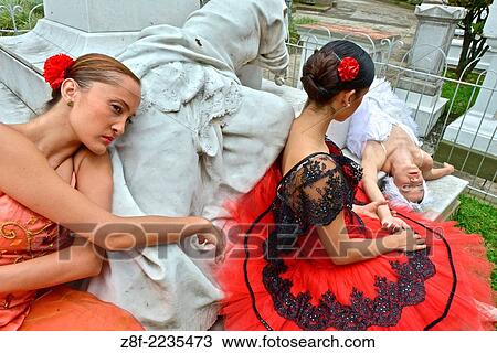 Stock Image - Classic ballerina at the San Pedro Cemetey in Medellin, declared monument in 1999.. Fotosearch
