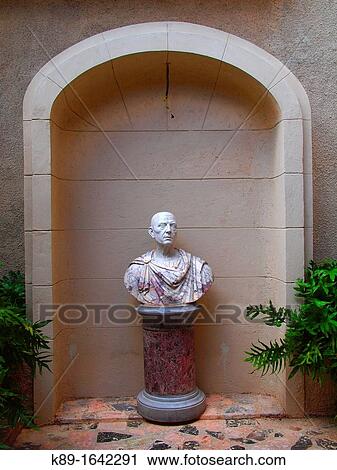 Classic sculpture. Museo Napole? nico Havana Cuba View Large Photo Image Stock Image - Classic sculpture. Museo Napole? nico Havana Cuba. Fotosearch