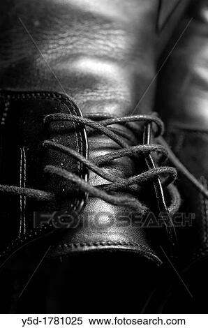 mens shoelaces