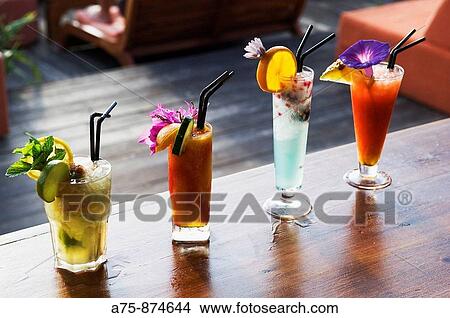 Picture - Close Up. Fotosearch