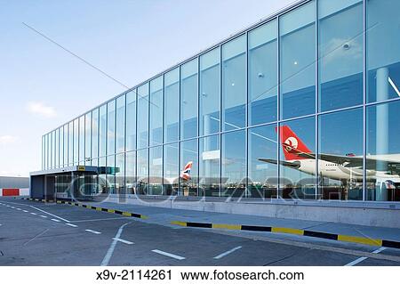 Coaching Station, Terminal 3, London Heathrow Airport, England View Large Photo Image Stock Image - Coaching Station, Terminal 3, London Heathrow Airport, England. Fotosearch