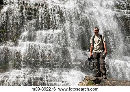 Cola de Caballo. Parque Nacional de Ordesa y Monte Perdido. Pirineo Aragon? s. Huesca. Espaa. View Large Photo Image Stock Photograph - Cola de Caballo. Parque Nacional de Ordesa y Monte Perdido. Pirineo Aragon? s. Huesca. Espaa.. Fotosearch