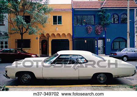 Stock Image - Colonia Condesa. Mexico city. Mexico.. Fotosearch