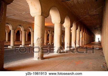 concrete columns in automobile tunnell in memphis tennessee usa. View Large Photo Image Stock Image - concrete columns in automobile tunnell in memphis tennessee usa.. Fotosearch