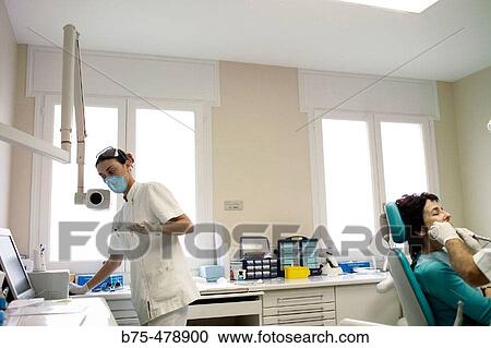 Consulta de Dentista View Large Photo Image Stock Image - Consulta de Dentista. Fotosearch