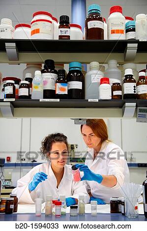 Stock Image - Controlled release is the modification of the rate or place at wich an active substance is released. Fotosearch
