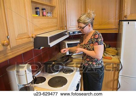 Stock Photo - Cooking.. Fotosearch