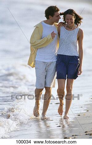 Picture - Couple. Fotosearch