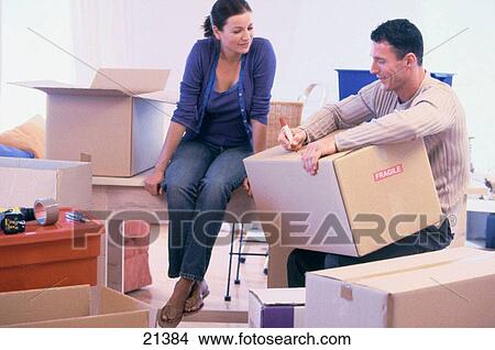 Picture - Couple. Fotosearch