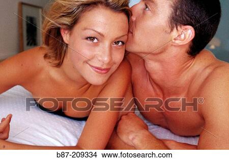 Picture - Couple. Fotosearch