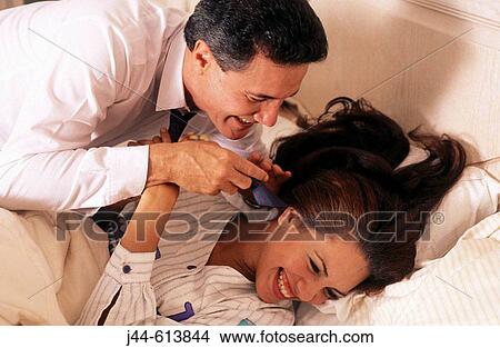 Picture - Couple. Fotosearch