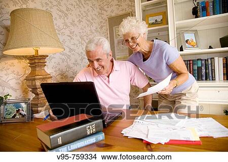 Picture - Couple. Fotosearch