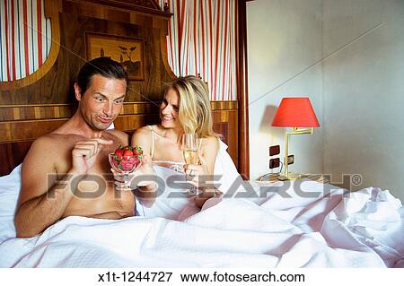 Stock Photo - Couple. Fotosearch