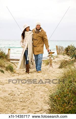 Stock Photo - Couple.. Fotosearch