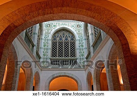 Picture - courtyard, archways, Can Mercader, s. XIX, Cornella de Llobregat, Catalonia, Spain. Fotosearch
