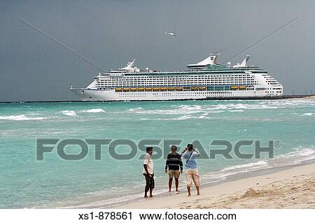 Cruise ship leaving the MIAMI Harbour View Large Photo Image Stock Image - Cruise ship leaving the MIAMI Harbour. Fotosearch