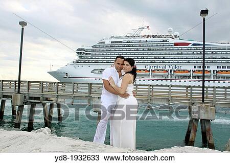 Stock Image - Cruise ship leaving the port of Miami, Florida, USA.. Fotosearch