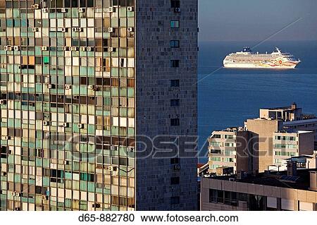 Cruiseship and Edificio de la Ciudadela building, Montevideo, Uruguay View Large Photo Image Stock Image - Cruiseship and Edificio de la Ciudadela building, Montevideo, Uruguay. Fotosearch