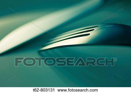 Stock Image - Cubiertos: cuchillo y tenedor. Bodeg? n. Still Life.. Fotosearch