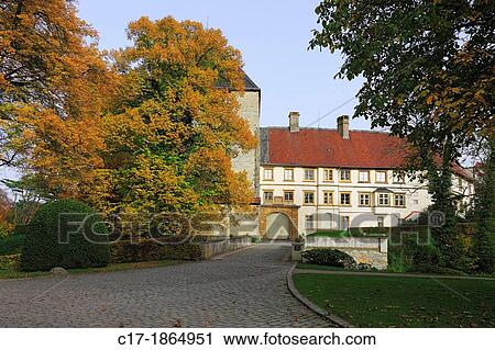 D-Rheda-Wiedenbrueck, Ems, Emssandebene, Westphalian Lowland, East Westphalia, Westphalia, North Rhine-Westphalia, NRW, castle Rheda, moated castle View Large Photo Image Stock Image - D-Rheda-Wiedenbrueck, Ems, Emssandebene, Westphalian Lowland, East Westphalia, Westphalia, North Rhine-Westphalia, NRW, castle Rheda, moated castle. Fotosearch