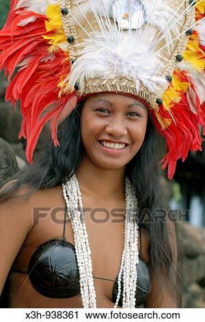 danseuse du Tiki village, ile de Moorea, iles de la Societe, archipel de la Polynesie francaise, ocean pacifique sud du Tiki village, ile de Moorea, iles de la Societe, archipel de la Polynesie francaise, ocean pacifique sud View Large Photo Image Stock Image - danseuse du Tiki village, ile de Moorea, iles de la Societe, archipel de la Polynesie francaise, ocean pacifique sud du Tiki village, ile de Moorea, iles de la Societe, archipel de la Polynesie francaise, ocean pacifique sud. Fotosearch