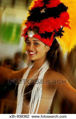danseuse du Tiki village, ile de Moorea, iles de la Societe, archipel de la Polynesie francaise, ocean pacifique sud View Large Photo Image Stock Image - danseuse du Tiki village, ile de Moorea, iles de la Societe, archipel de la Polynesie francaise, ocean pacifique sud. Fotosearch