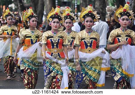 balinese girls