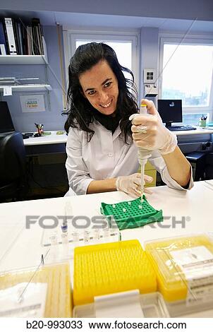 Stock Image - DNA study, Laboratory of Molecular genetics. Hospital Policlinica Gipuzkoa, San Sebastian, Donostia, Euskadi, Spain. Fotosearch
