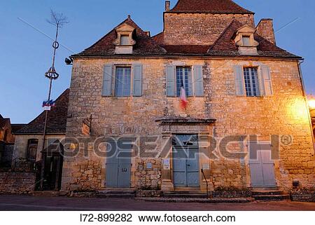 Domme, Perigord. Dordogne, Aquitaine, France View Large Photo Image Stock Image - Domme, Perigord. Dordogne, Aquitaine, France. Fotosearch