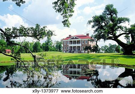 Drayton Hall plantation mansion house on the Ashley River near Charleston, South Carolina, USA View Large Photo Image Stock Photo - Drayton Hall plantation mansion house on the Ashley River near Charleston, South Carolina, USA. Fotosearch