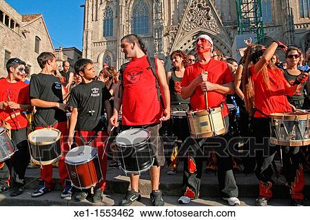 drumming, festes de la Merce? 11, Barcelona, Catalonia, Spain View Large Photo Image Stock Image - drumming, festes de la Merce? 11, Barcelona, Catalonia, Spain. Fotosearch