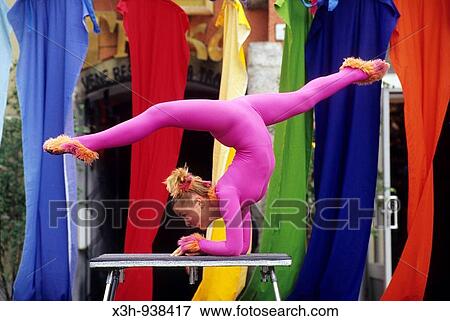 ecole de gymnastique et cirque, spectacle place de l? hotel de ville, Tallinn, Estonie, pays balte, europe du nord View Large Photo Image Stock Photo - ecole de gymnastique et cirque, spectacle place de l? hotel de ville, Tallinn, Estonie, pays balte, europe du nord. Fotosearch