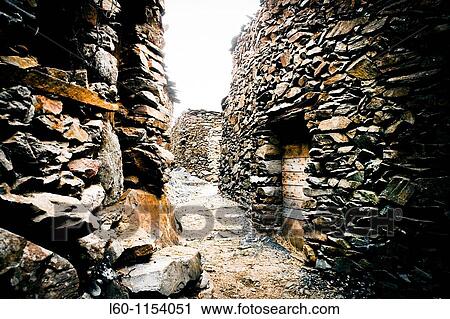 El Gasco, medieval village in las Hurdes, Caceres, Spain View Large Photo Image Stock Image - El Gasco, medieval village in las Hurdes, Caceres, Spain. Fotosearch