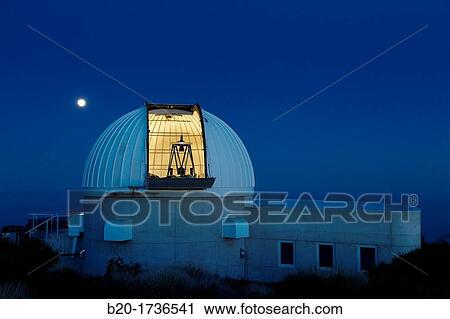 https://fscomps.fotosearch.com/compc/AGE/AGE063/el-iac-80-telescopio-observatorio-banco-de-fotograf%C3%ADas__b20-1736541.jpg