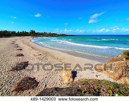 El Tr? pico beach Jibacoa Cuba View Large Photo Image Stock Image - El Tr? pico beach Jibacoa Cuba. Fotosearch