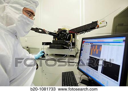 Stock Image - Ellipsometer, clean room, CIC nanoGUNE, Nanoscience Cooperative Research Center, San Sebastian, Gipuzkoa, Euskadi, Spain. Fotosearch