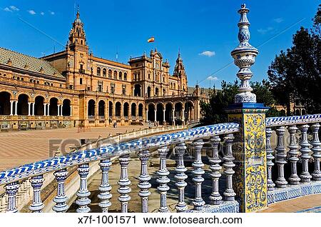 Espaa square Seville, Andalusia, Spain View Large Photo Image Stock Image - Espaa square Seville, Andalusia, Spain. Fotosearch