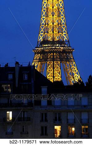 Esplanade des Invalides, Eiffel Tower, Paris, France. View Large Photo Image Stock Image - Esplanade des Invalides, Eiffel Tower, Paris, France.. Fotosearch