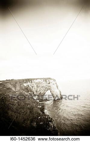 Stock Photograph - Falaise near? tretat C? te d? Albatre Haute-Normandie Normandy France. Fotosearch