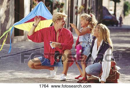 Picture - Family. Fotosearch
